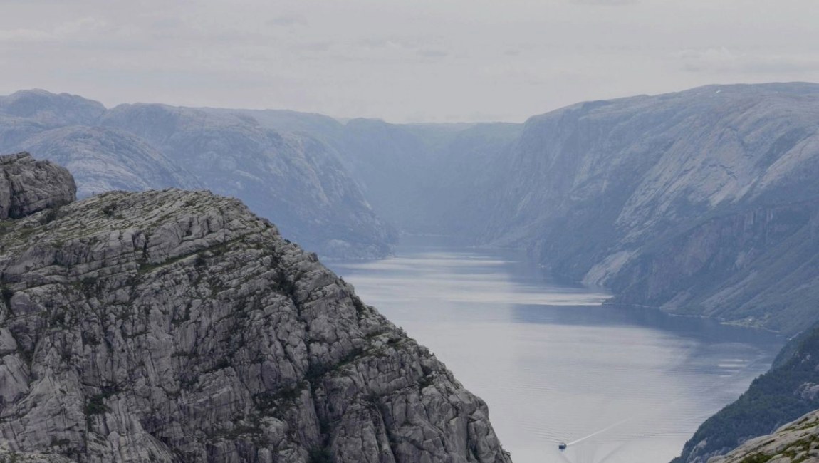 norway_fjord-mountain-dramatic (6) (1)